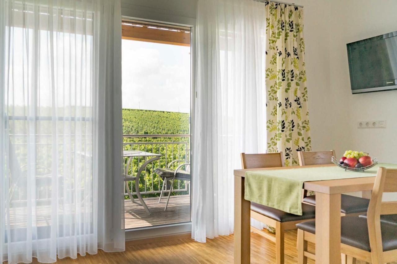Апартаменты Winzerhof Schmid Schwaigern Экстерьер фото
